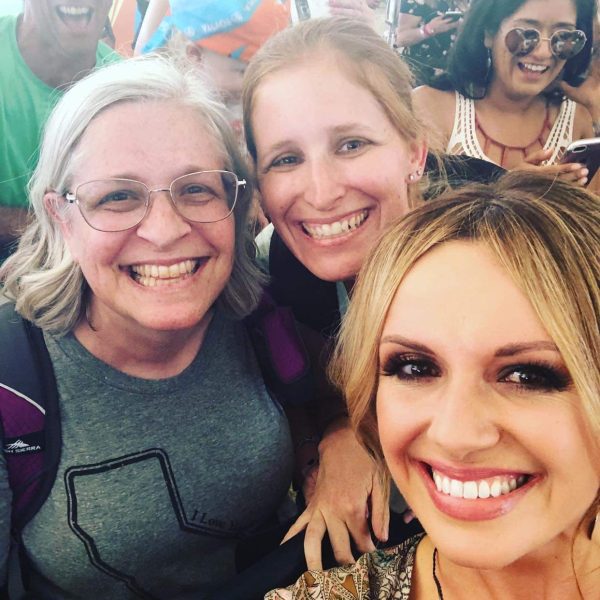 Donna - CEO and Writer